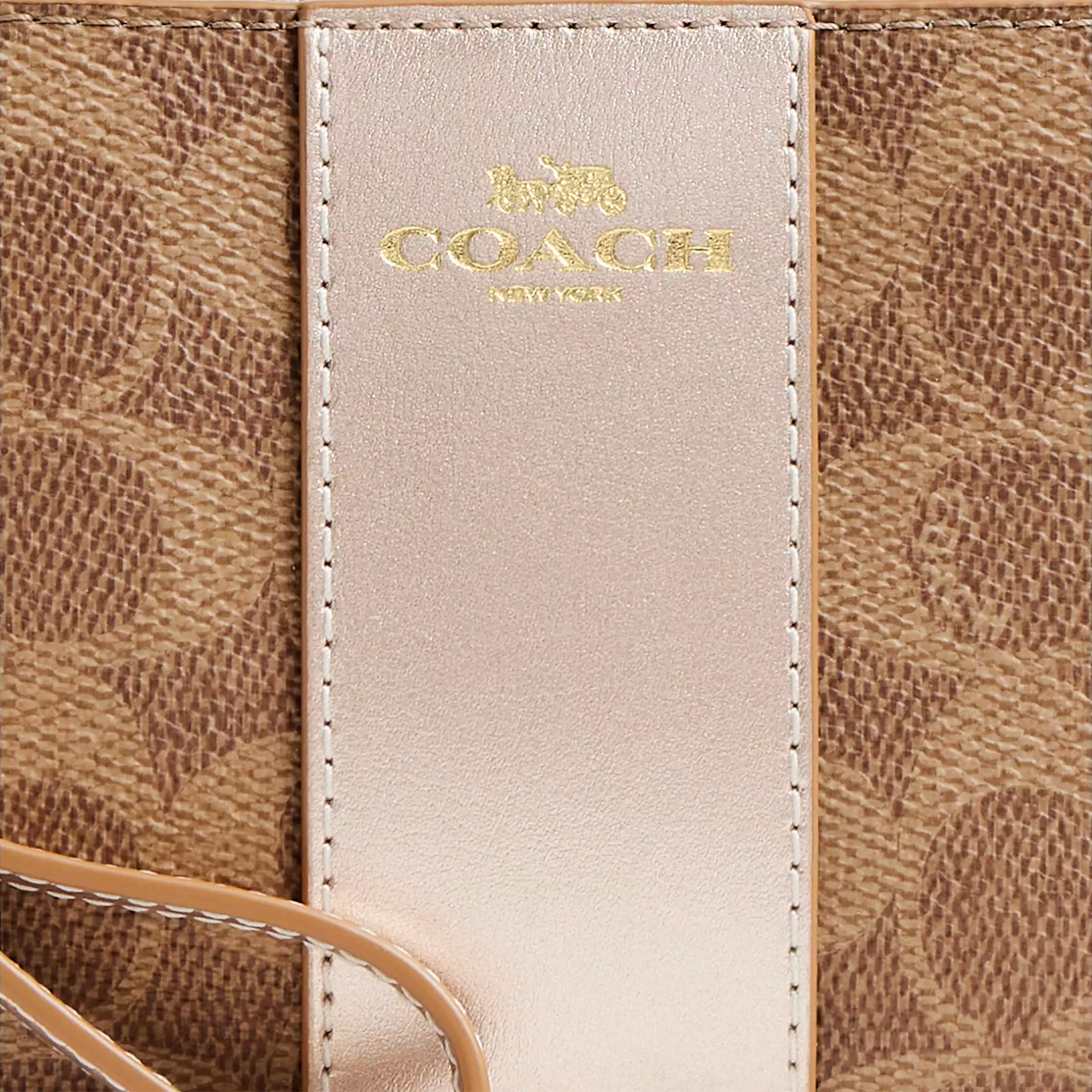 Monedero Corner Zip Wristlet Signature Canvas Light Champagne