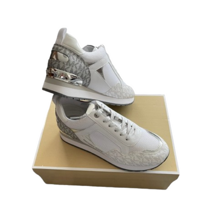 Tenis Michael Kors Wilma Two-Tone Logo Trainer White & Silver