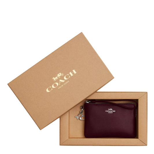 Monedero Coach Boxed Corner Zip Wristlet With Charms Dark Wine
