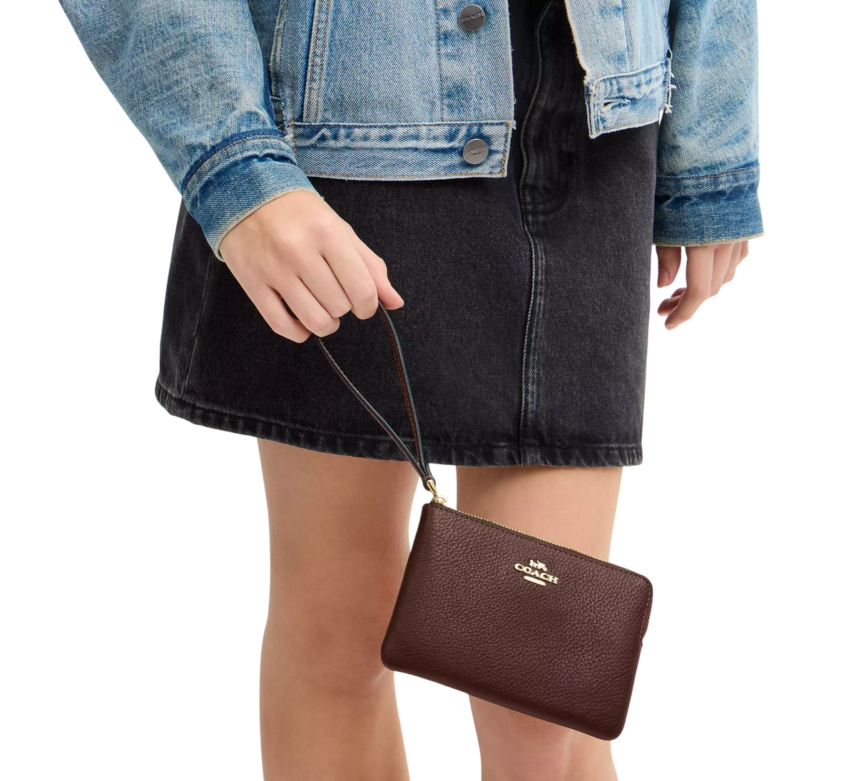 Monedero Coach Corner Zip Wristlet Maple